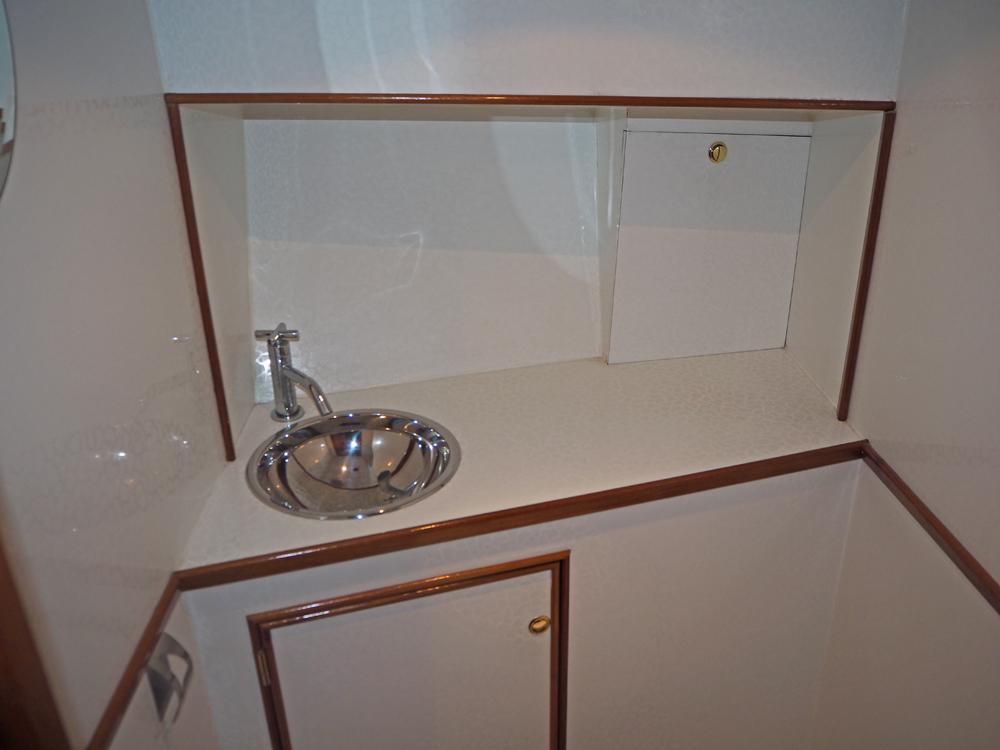 Fore ship, Accommodation